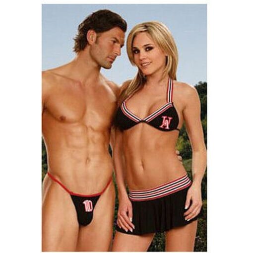 Cheerleader &Amp; Football Player Intimates